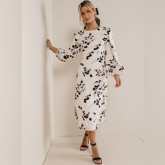 bohme Dresses & Skirts - EUC Bohme Hadlee Cream and Black Floral Long Balloon Sleeve Midi Dress